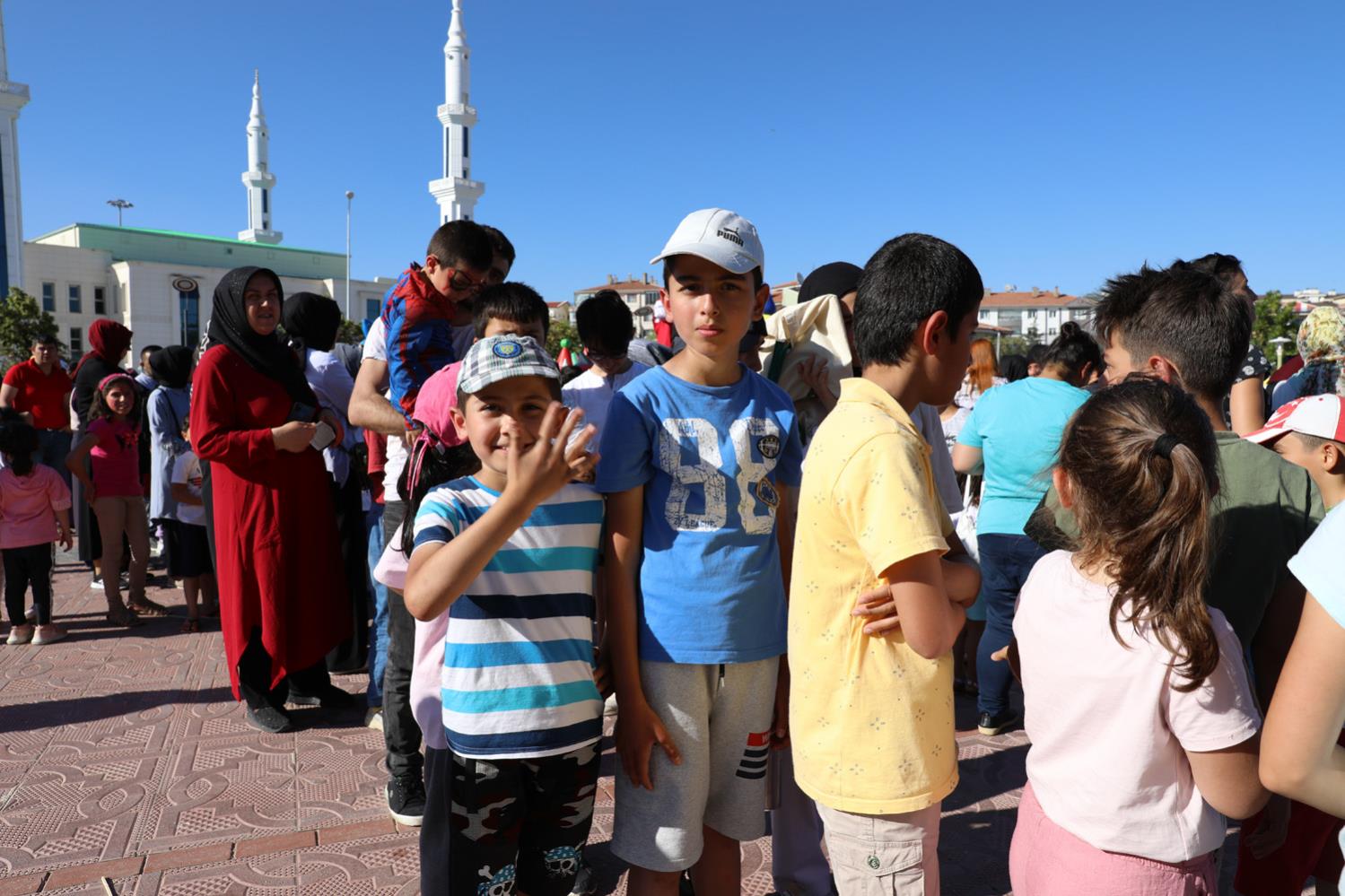 Yükleniyor...