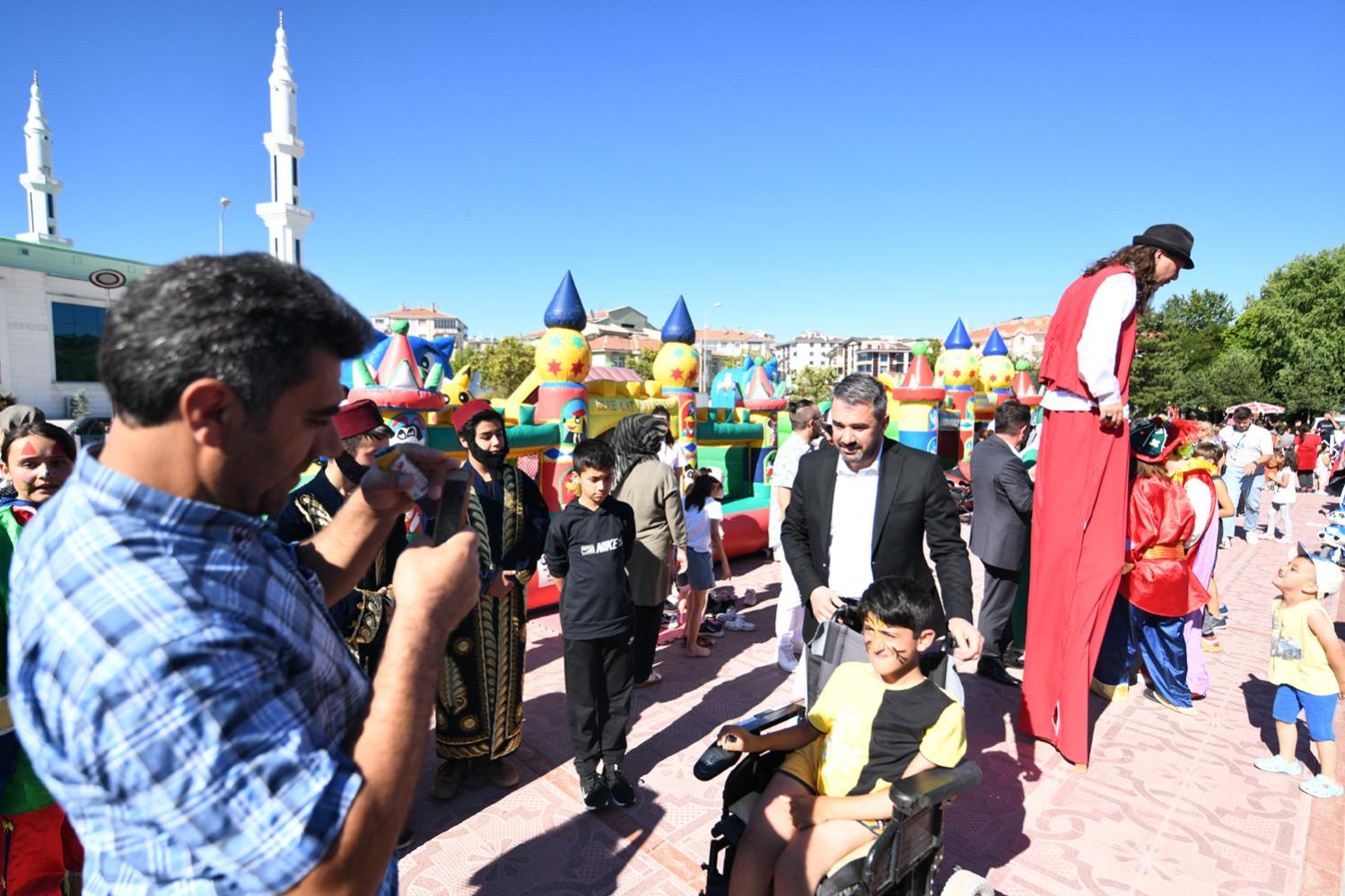 Yükleniyor...