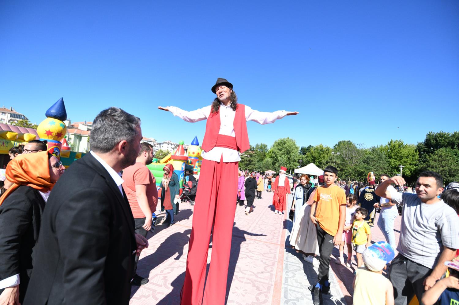 Yükleniyor...
