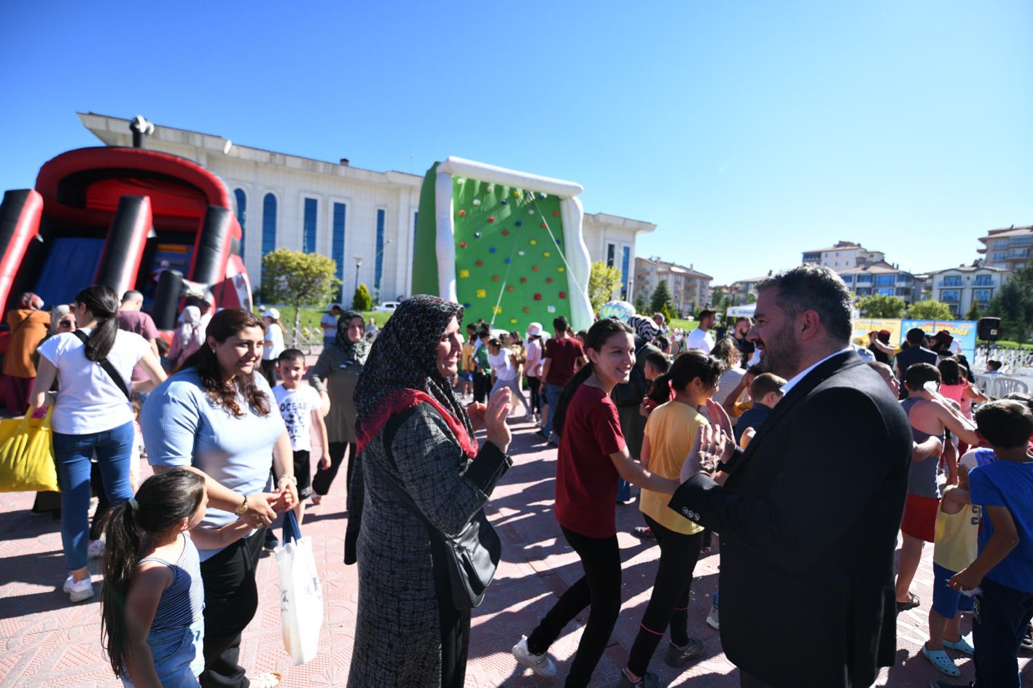 Yükleniyor...
