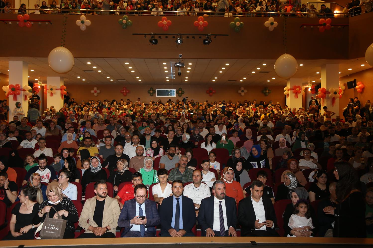Yükleniyor...