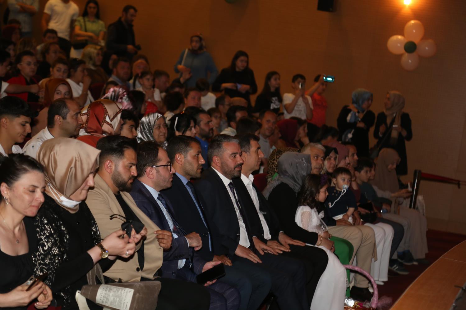 Yükleniyor...