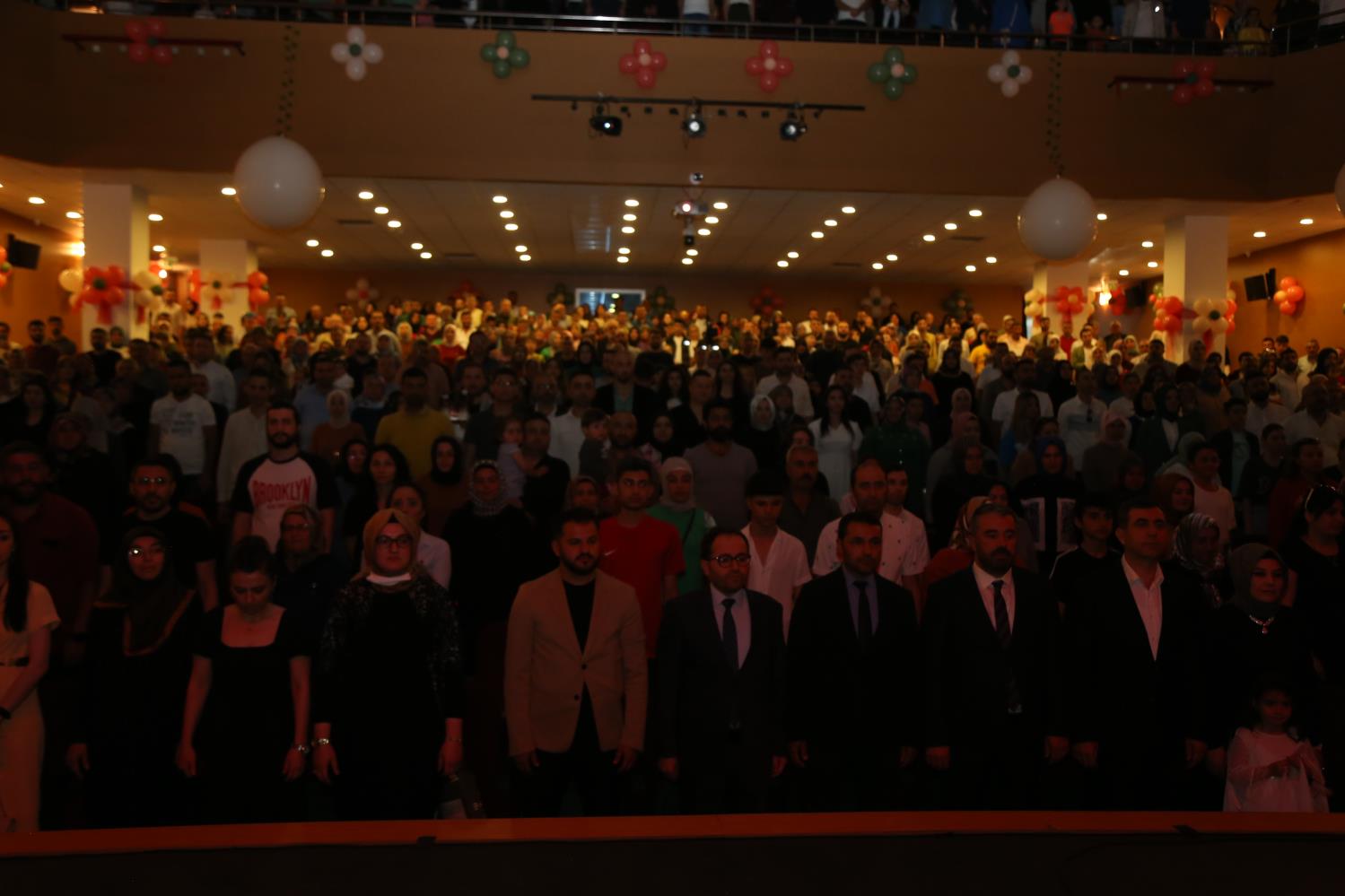 Yükleniyor...