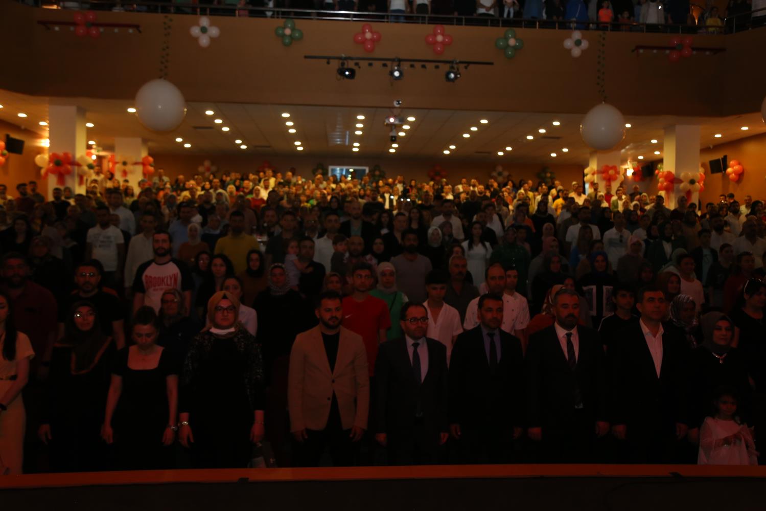 Yükleniyor...