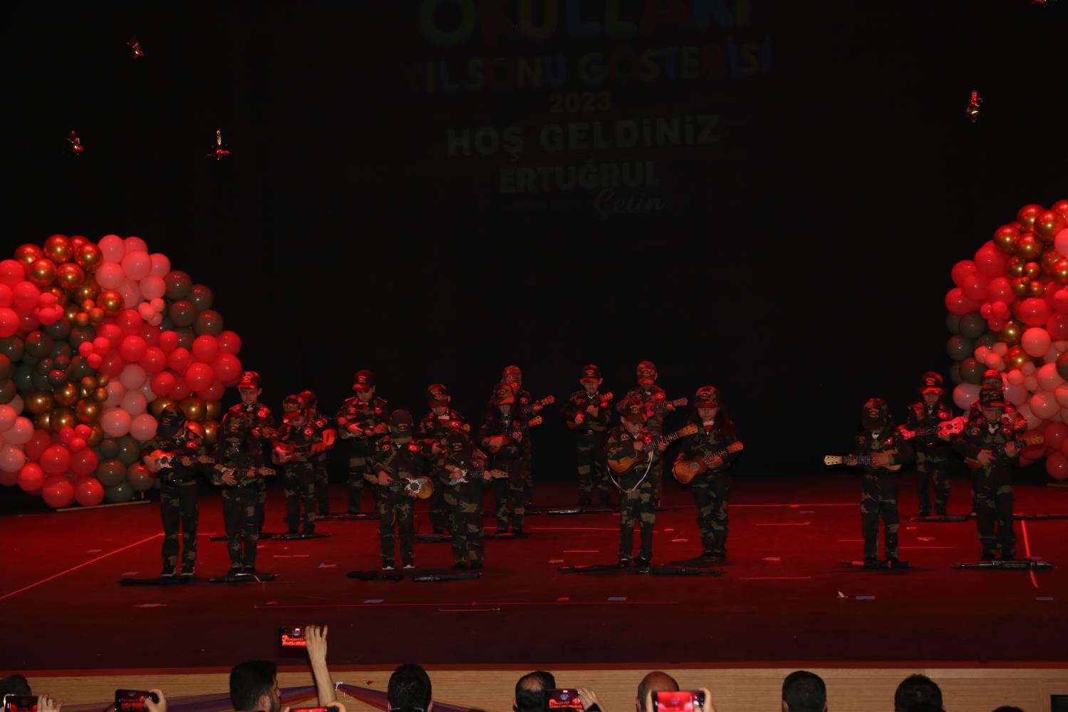 Yükleniyor...