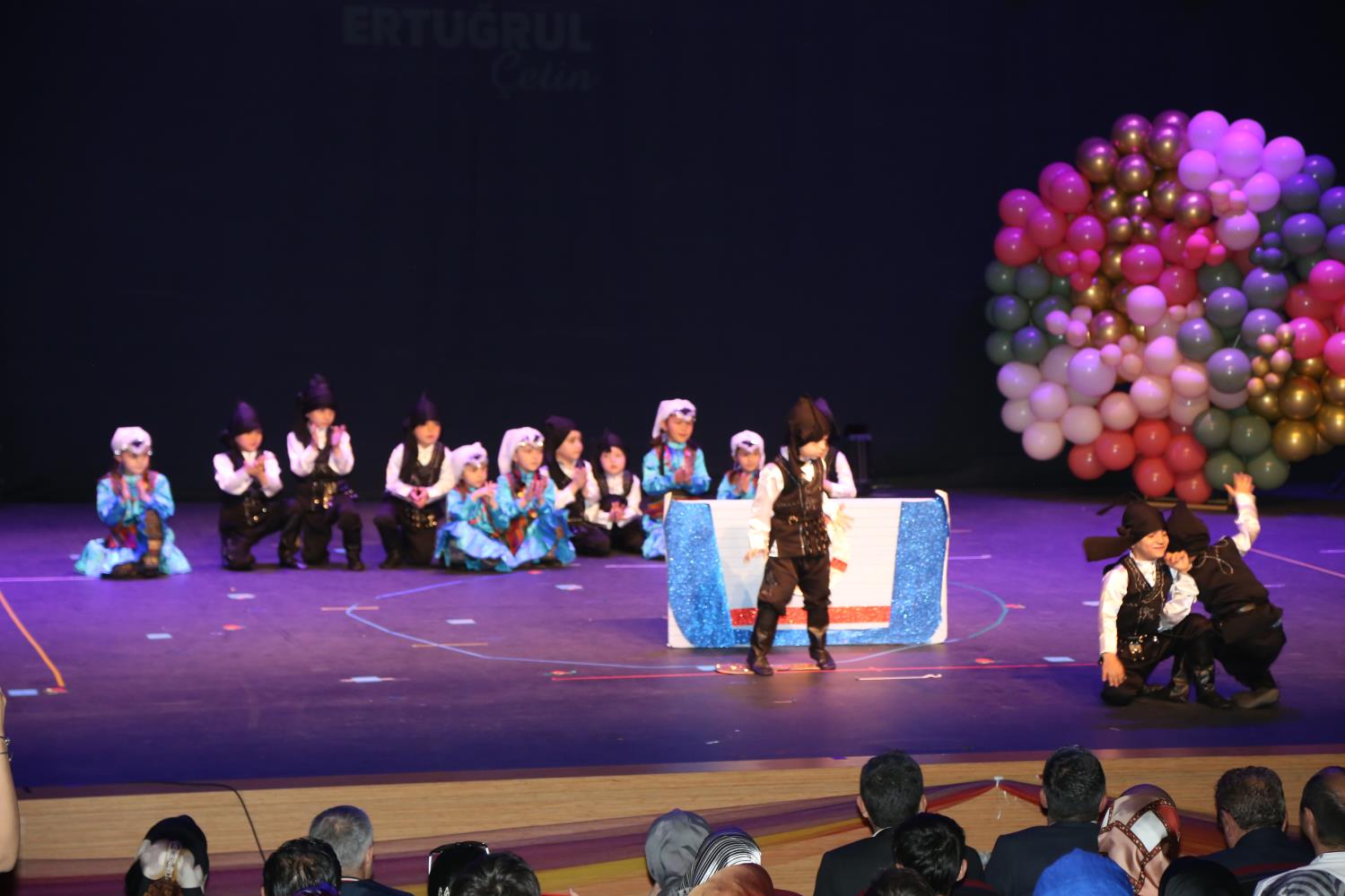 Yükleniyor...