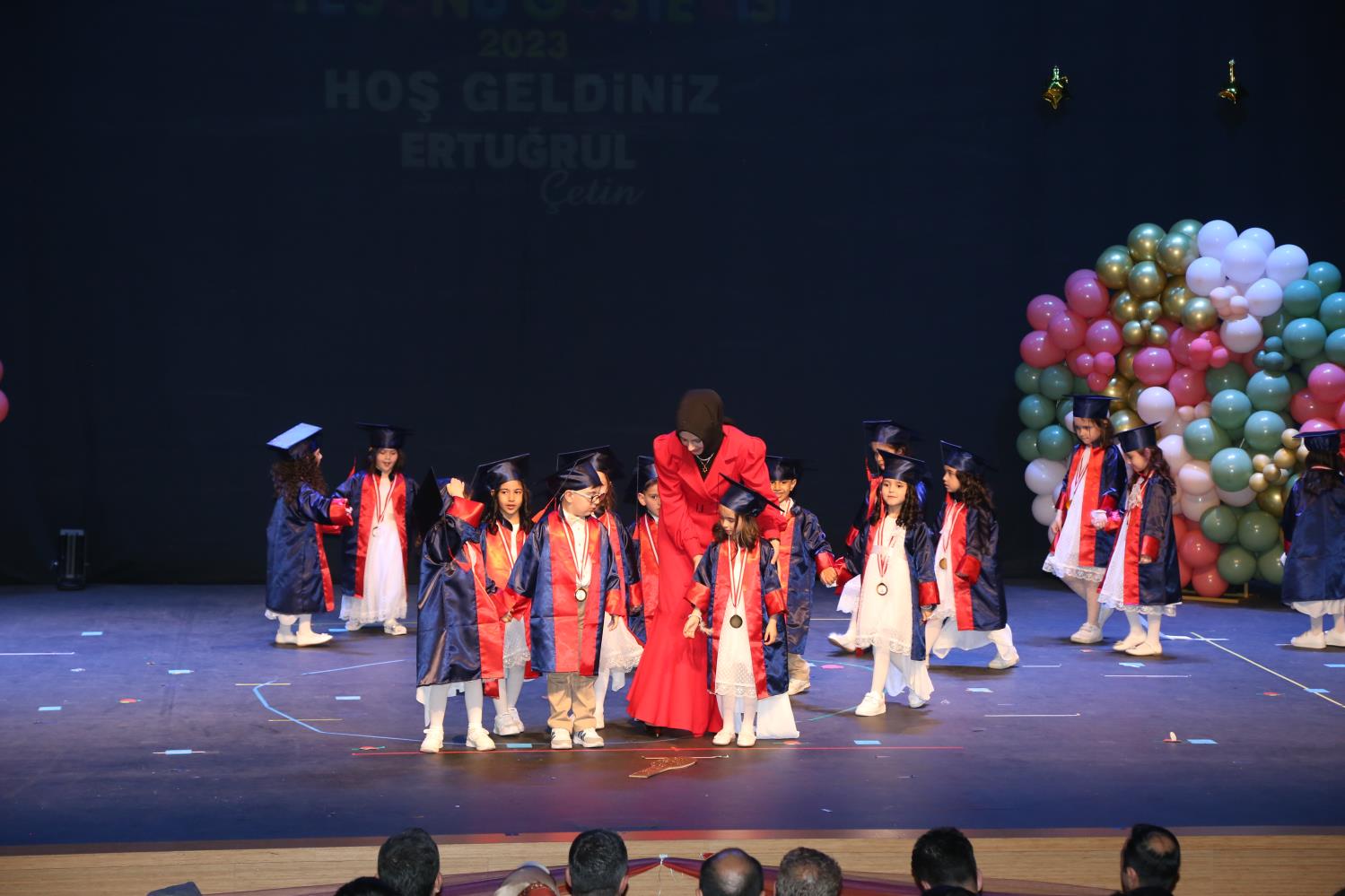 Yükleniyor...