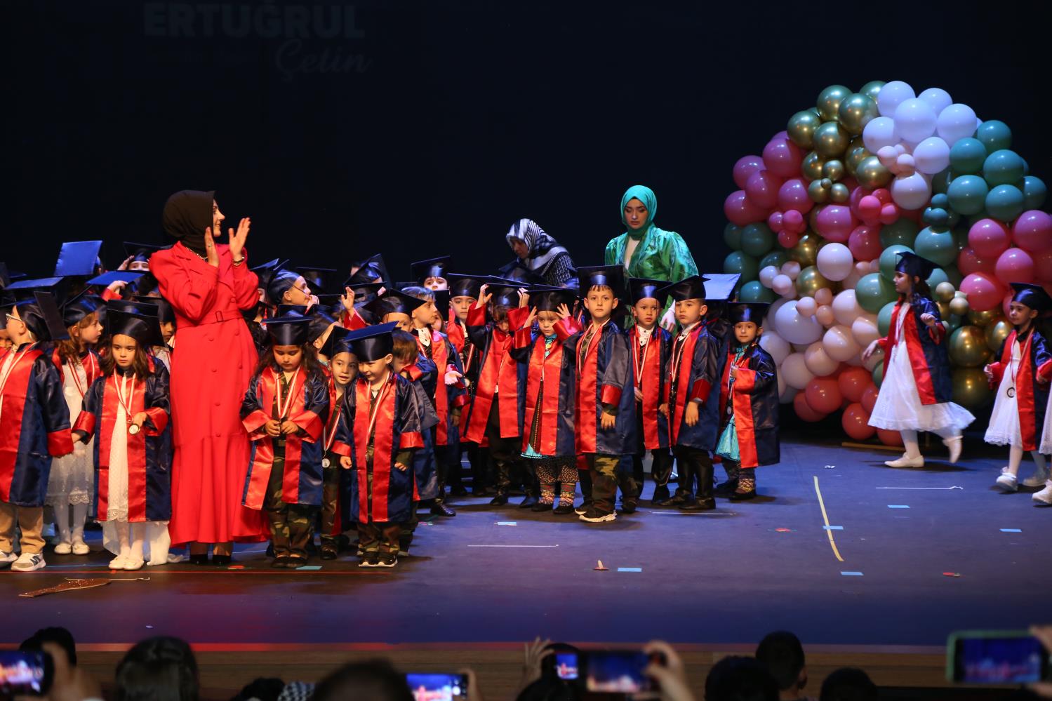 Yükleniyor...