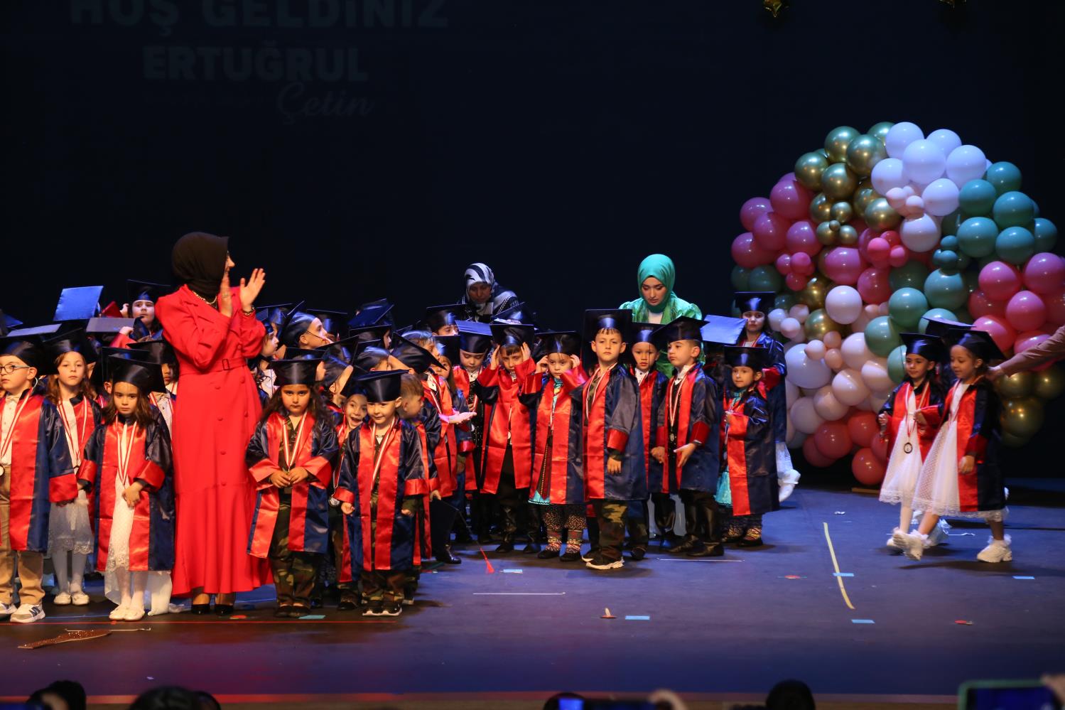 Yükleniyor...